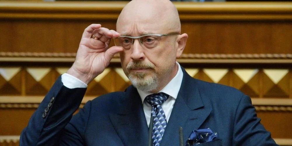 Резніков пояснив, чому військовий обов’язок має діяти для чоловіків і жінок однаково